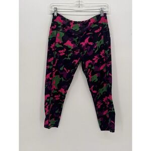 CVG Constantly Varied Gear Neon Camo Size Medium Capri Squats Approved Pink Purp